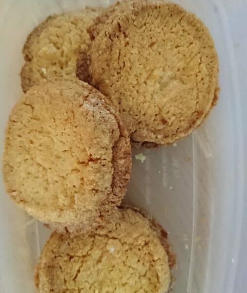 Cliquez pour zoomer ! Palets bretons au beurre salé Thermomix par Delph44250