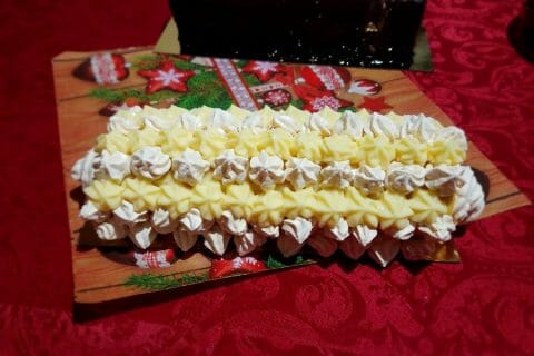 Cliquez pour zoomer ! Bûche au citron meringuée au Thermomix