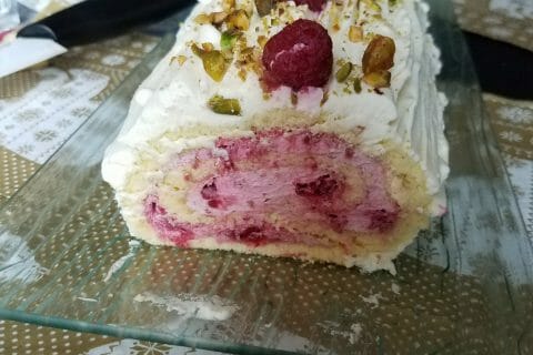 Cliquez pour zoomer ! Bûche de Noël framboises et chocolat blanc au Thermomix