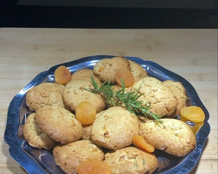 Cliquez pour zoomer ! Cookies romarin et abricots Thermomix par amandinetaxi