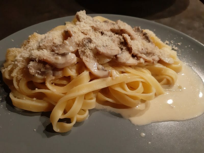 Cliquez pour zoomer ! Tagliatelle sauce crémeuse aux pleurotes Thermomix par lokev