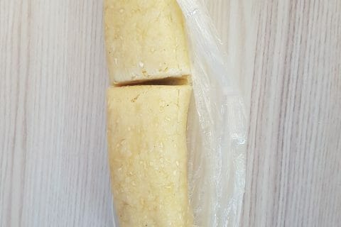 Cliquez pour zoomer ! Biscuits apéritif crème et oignon au Thermomix