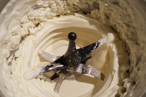 Cliquez pour zoomer ! Bavarois aux fraises au Thermomix