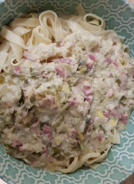 Cliquez pour zoomer ! Tagliatelles à la crème de poireaux Thermomix par mimi70400