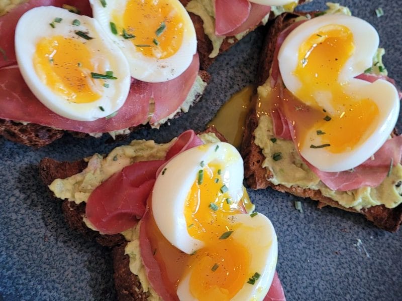 Cliquez pour zoomer ! Tartine avocat et oeuf mollet Thermomix par sonia.duc