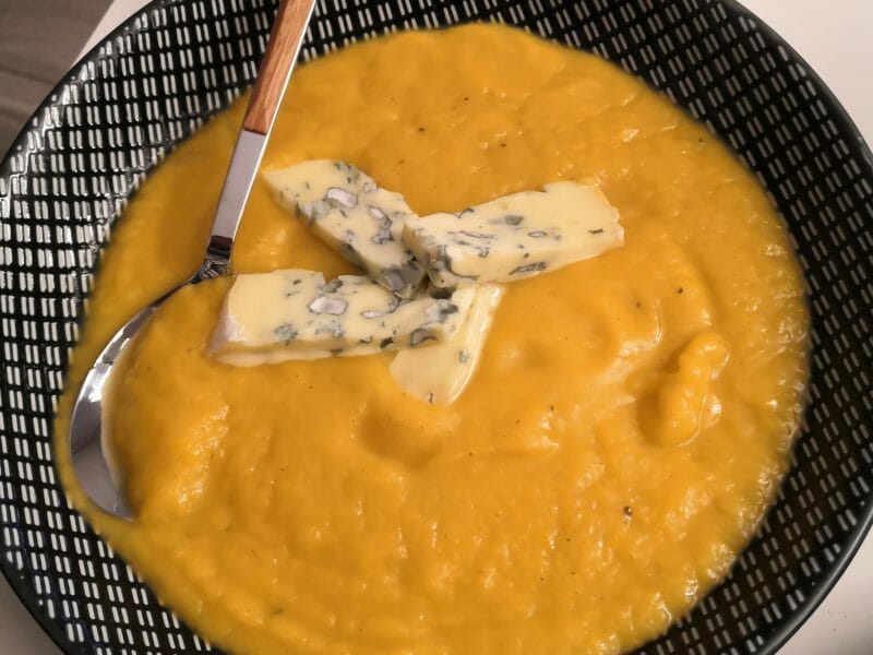 Cliquez pour zoomer ! Velouté de butternut et panais à la fourme d’Ambert Thermomix par Leone