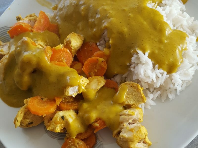 Cliquez pour zoomer ! Poulet coco aux 3 épices Thermomix par MllxLauriane