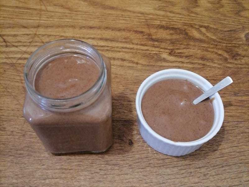 Cliquez pour zoomer ! Pâte à tartiner choco-noisettes et dattes Thermomix par fatel