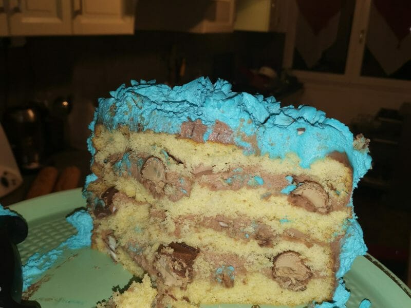 Cliquez pour zoomer ! Layer cake Kinder Bueno Thermomix par Lea09