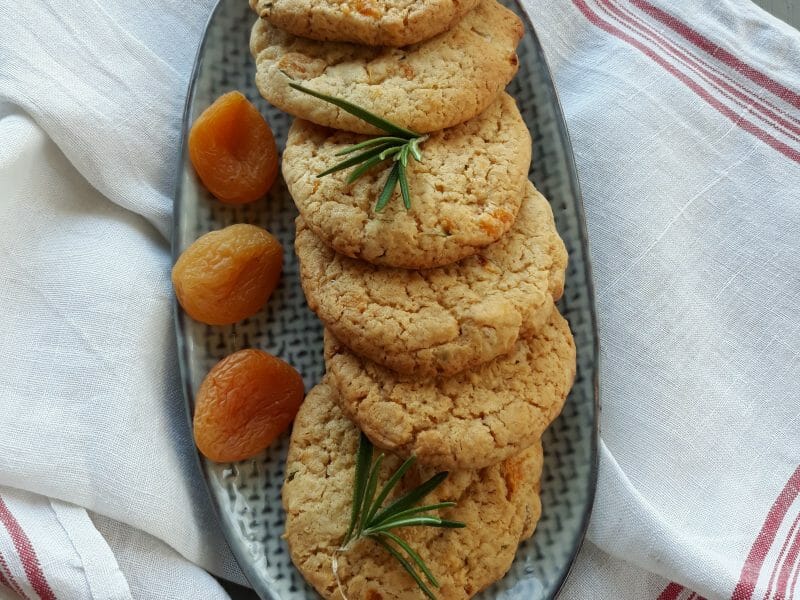 Cliquez pour zoomer ! Cookies romarin et abricots Thermomix par Fac7