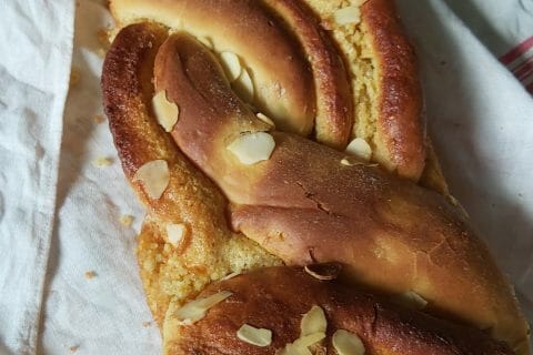 Cliquez pour zoomer ! Brioche à la crème d’amande au Thermomix