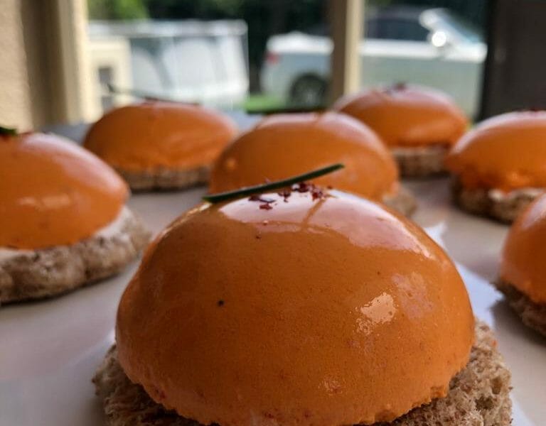 Cliquez pour zoomer ! Dômes à la mousse de poivrons et chèvre frais Thermomix par Fac7