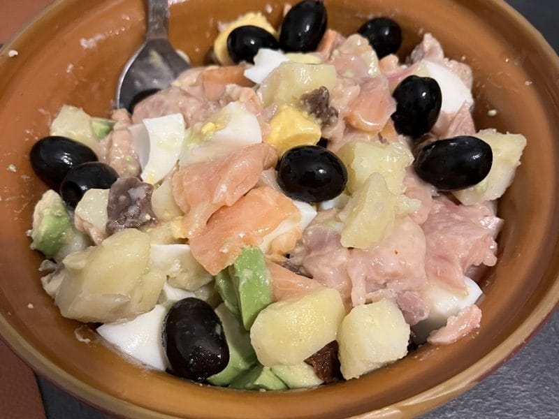 Cliquez pour zoomer ! Salade pommes de terre, saumon et avocat Thermomix par mcmc64