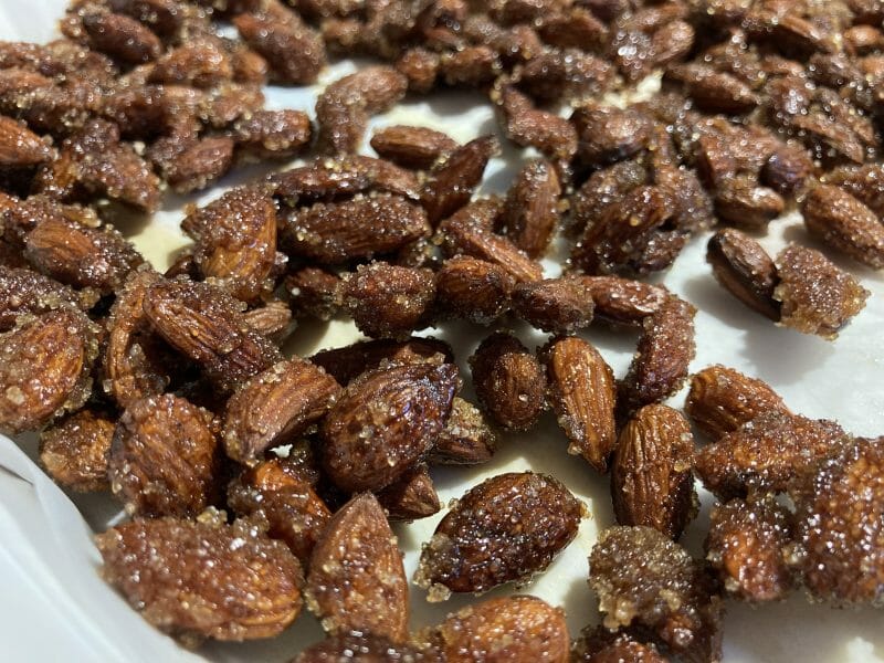 Cliquez pour zoomer ! Amandes grillées à la cannelle et au miel Thermomix par Faust