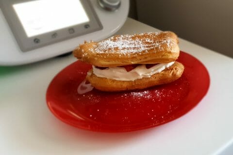 Cliquez pour zoomer ! Éclairs fraises chantilly Thermomix par emmanuelle_8