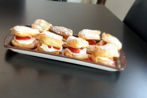 Cliquez pour zoomer ! Éclairs fraises chantilly Thermomix par emmanuelle_8