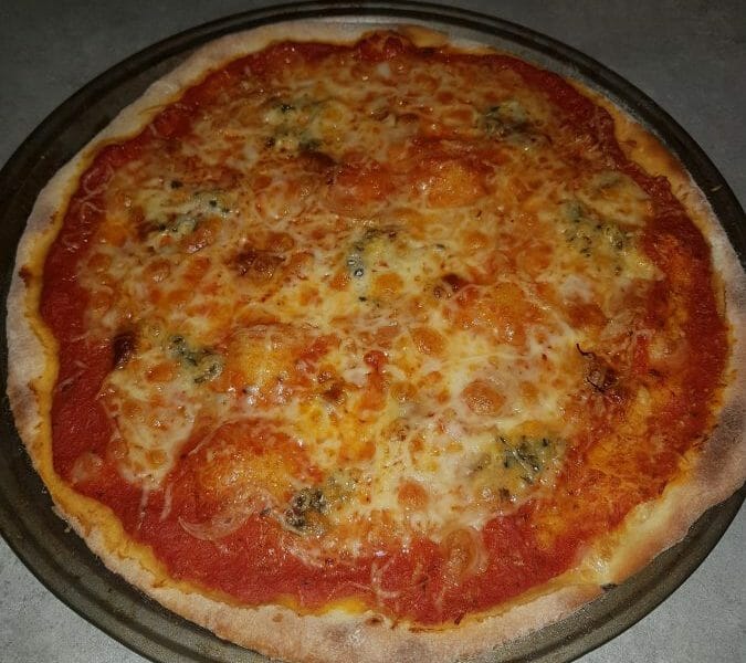 Cliquez pour zoomer ! Pizza 4 fromages Thermomix par celine38600