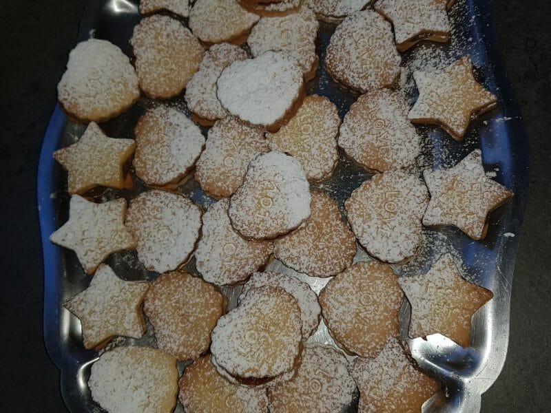 Cliquez pour zoomer ! Sablés à la confiture Thermomix par celine38600