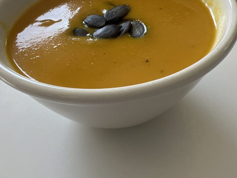 Cliquez pour zoomer ! Velouté de butternut aux lentilles corail et au curry Thermomix par Paulann