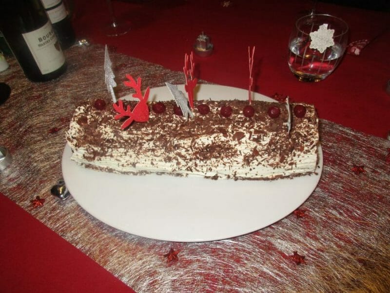 Cliquez pour zoomer ! Bûche forêt noire Thermomix par LadyGaga