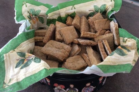 Cliquez pour zoomer ! Canistrelli salés à la châtaigne et aux herbes Thermomix par Didou68