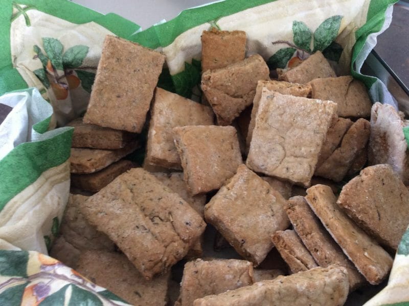 Cliquez pour zoomer ! Canistrelli salés à la châtaigne et aux herbes Thermomix par Didou68