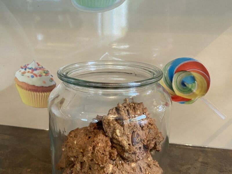 Cliquez pour zoomer ! Cookies aux 3 chocolats et noisettes Thermomix par Didou68