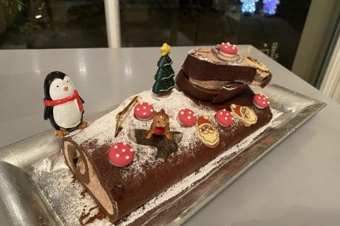 Cliquez pour zoomer ! Roulé au Kinder Bueno Thermomix par Didou68
