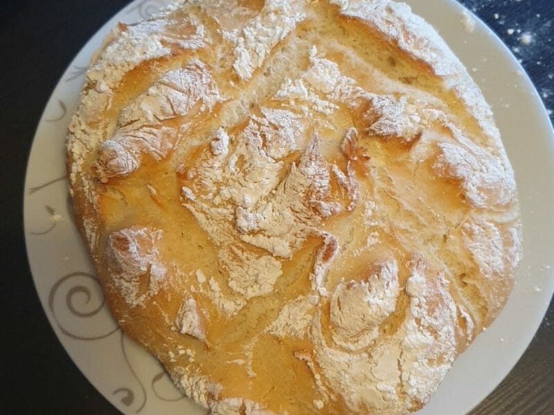 Cliquez pour zoomer ! Pain Cocotte Thermomix par Valeliseaeden