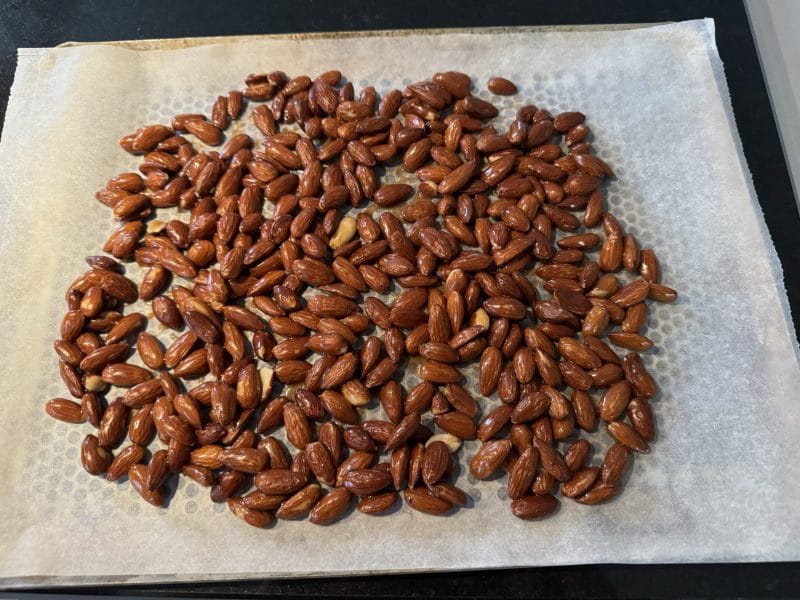 Cliquez pour zoomer ! Amandes grillées à la cannelle et au miel Thermomix par Stephanie57