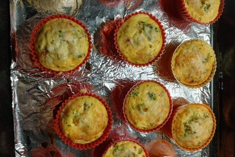 Cliquez pour zoomer ! Bouchées brocoli lardons Thermomix par Titecricket