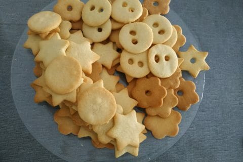 Cliquez pour zoomer ! Sablés à la confiture Thermomix par Lu0169