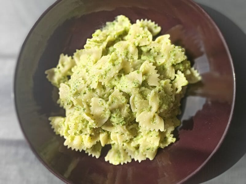 Cliquez pour zoomer ! Farfalle à la crème de courgettes Thermomix par Gwlaaw
