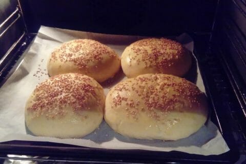 Cliquez pour zoomer ! Pains hamburger Thermomix par irisbleu