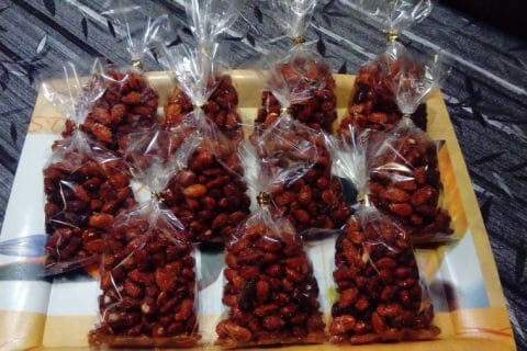 Cliquez pour zoomer ! Amandes grillées à la cannelle et au miel Thermomix par irisbleu