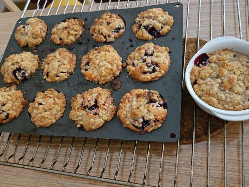 Cliquez pour zoomer ! Muffins aux mûres façon crumble Thermomix par grandemarine
