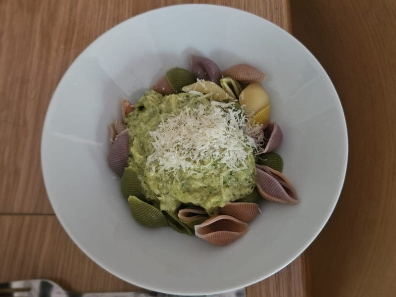 Cliquez pour zoomer ! Farfalle à la crème de courgettes Thermomix par grandemarine