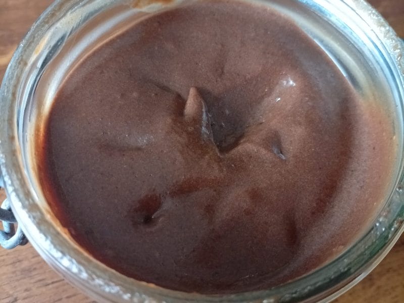 Cliquez pour zoomer ! Pâte à tartiner choco-noisettes et dattes Thermomix par manuelahm74