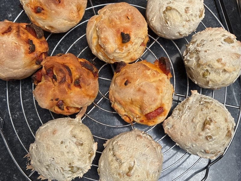 Cliquez pour zoomer ! Petits pains au chorizo Thermomix par loutichou