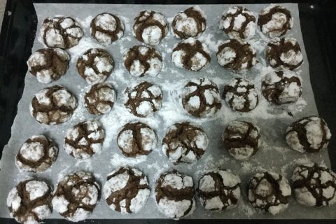 Cliquez pour zoomer ! Craquelés au chocolat Thermomix par Nomie