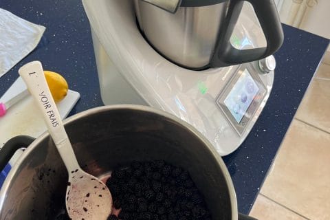 Cliquez pour zoomer ! Confiture de mûres Thermomix par kangourou69