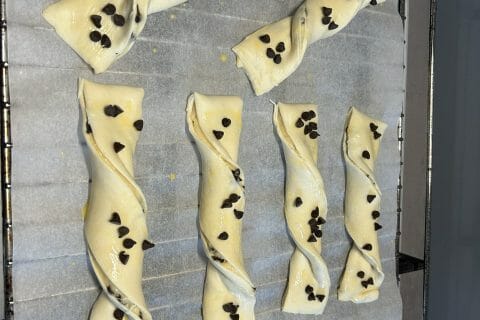 Cliquez pour zoomer ! Torsades crème pâtissière et pépites de chocolat Thermomix par nadmily