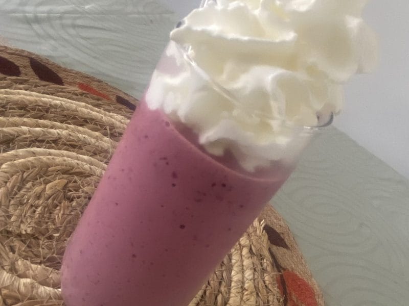 Cliquez pour zoomer ! Milkshake fraise banane Thermomix par Ceciii13
