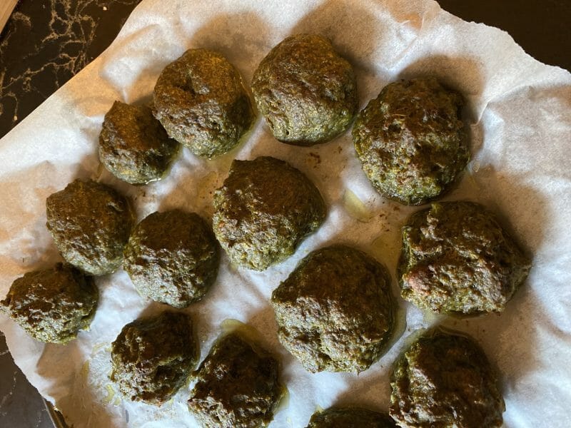 Cliquez pour zoomer ! Boulettes d’épinards et parmesan Thermomix par Bichette34