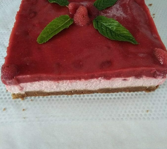 Cliquez pour zoomer ! Bavarois aux fraises Thermomix par Noka88