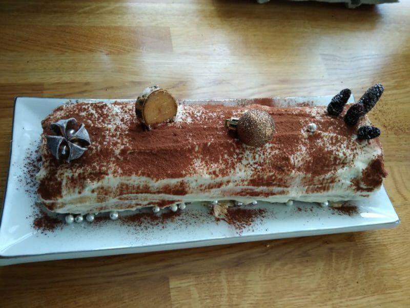 Cliquez pour zoomer ! Bûche Tiramisu Thermomix par PriscaSaphire