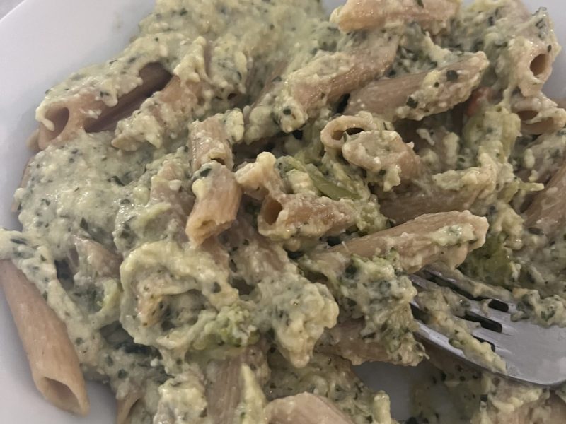 Cliquez pour zoomer ! Pesto courgettes et basilic Thermomix par kamy991