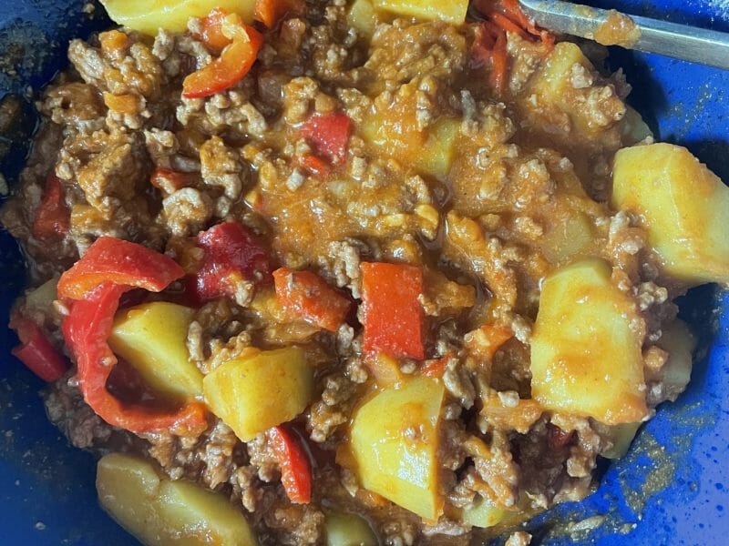 Cliquez pour zoomer ! Boeuf aux poivrons et pommes de terre Thermomix par Genevieve