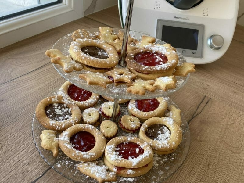 Cliquez pour zoomer ! Sablés à la confiture Thermomix par Coralie_16