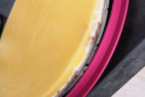 Cliquez pour zoomer ! Panna cotta citron sur sablé spéculoos et miroir de mangue Thermomix par Anneso60